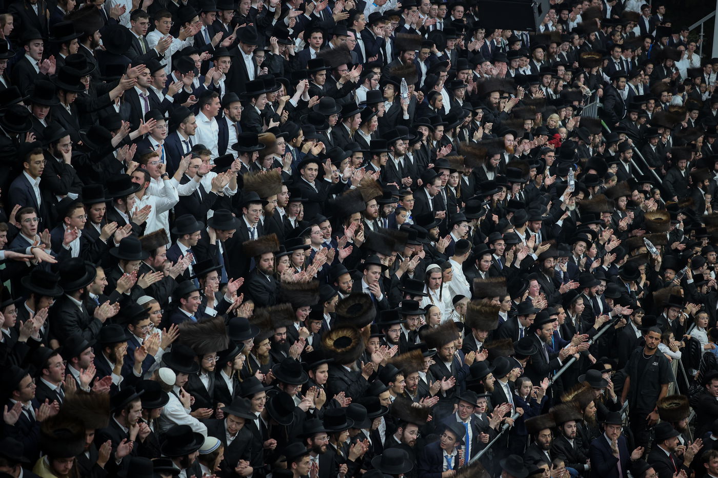 הגה"צ רבי אלימלך בידרמן בשמחת בית השואבה
