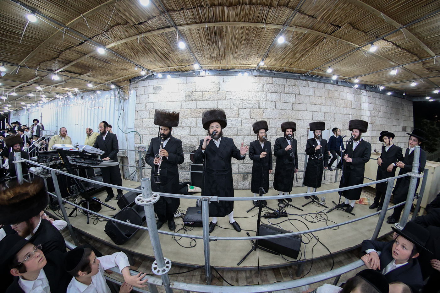 הגה"צ רבי אלימלך בידרמן בשמחת בית השואבה