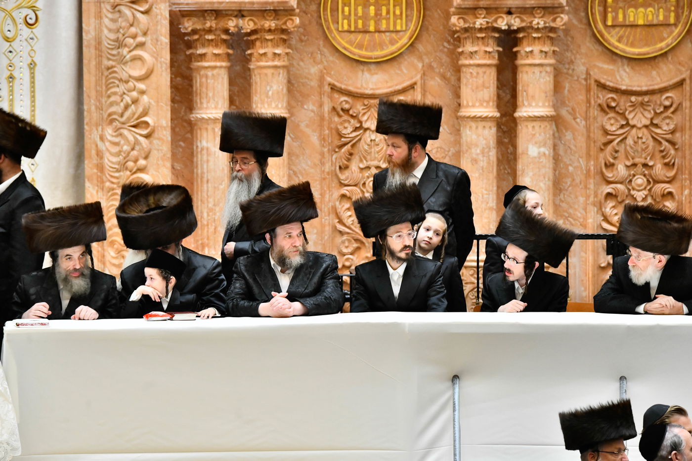 שמחת בר המצווה ושמחת בית השואבה בחצה"ק ויז'ניץ