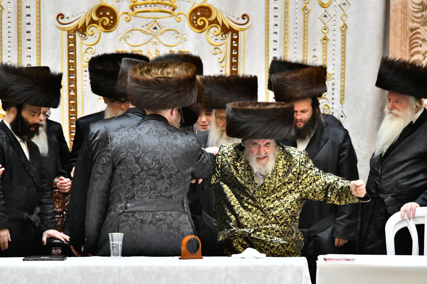 שמחת בר המצווה ושמחת בית השואבה בחצה"ק ויז'ניץ