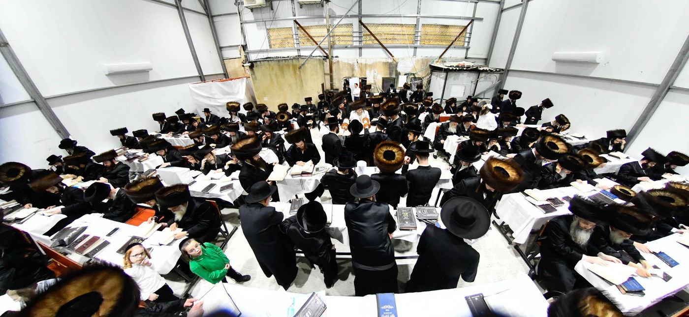 ליל הושענא רבה בחצה"ק זוטשקא