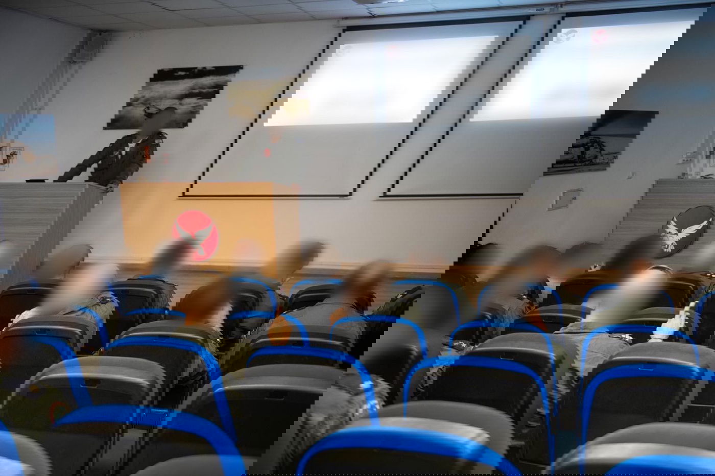 התדריך לטייסים לפני קליטת החטופים