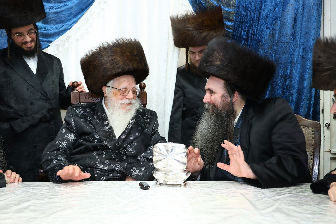 הריש"ב הלברשטאם בביקור אצל האדמו"ר משאץ ויזניץ