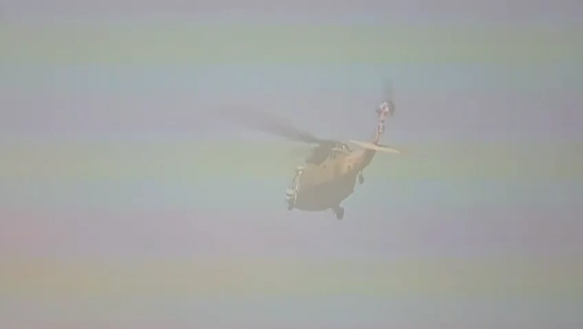 מסוק ראשון ממריא ממחנה רעים