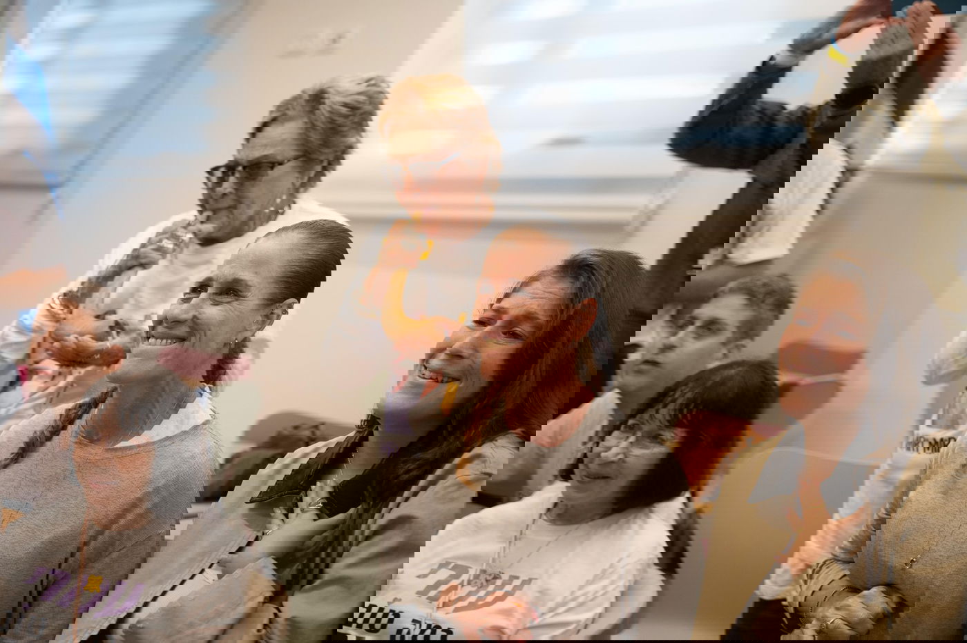 משפחתו של עמרי מירן צופים ברגע החבירה לכוח צה"ל