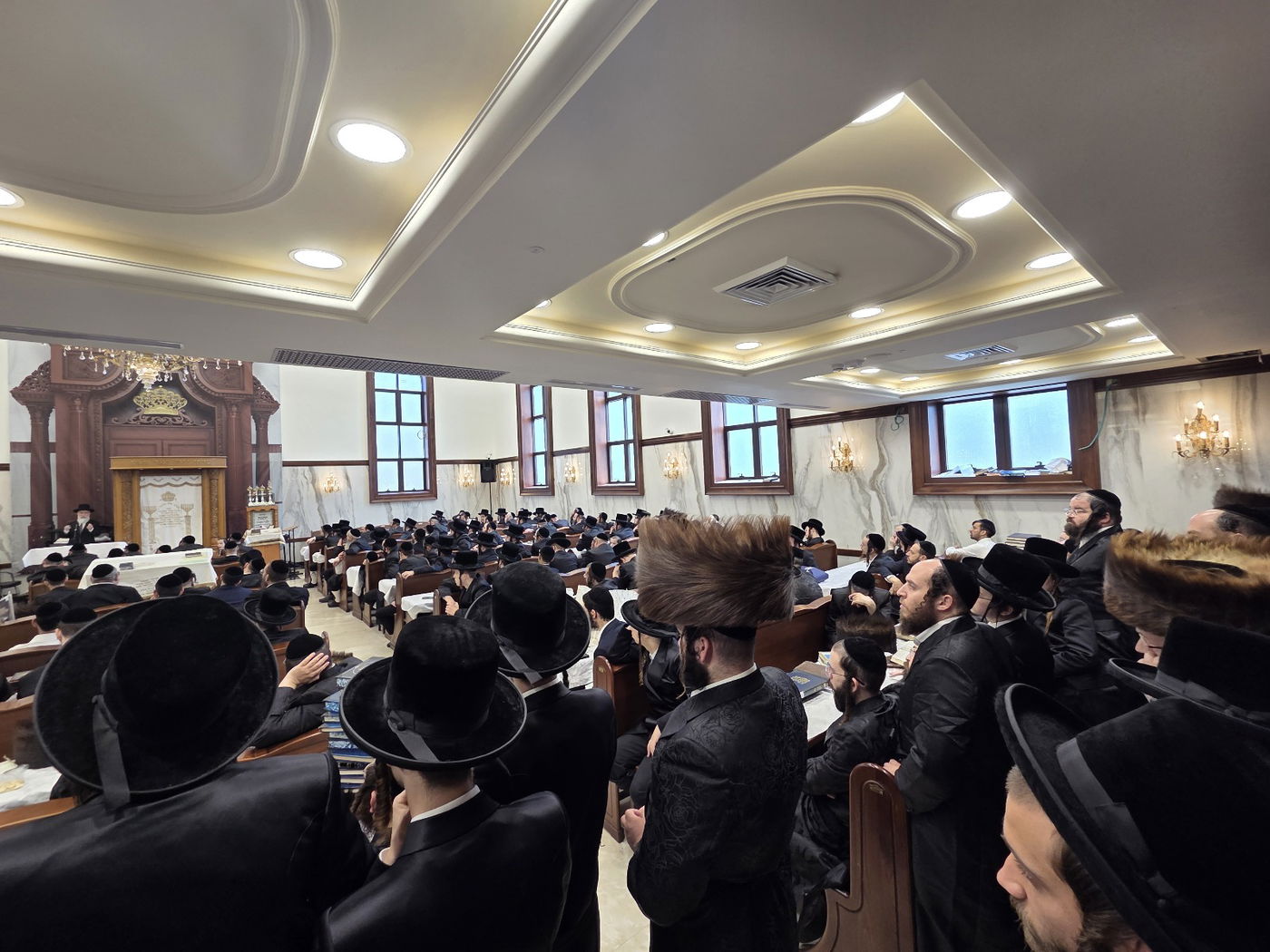 הגר"ז כהן בביה"כ בעלזא באשדוד