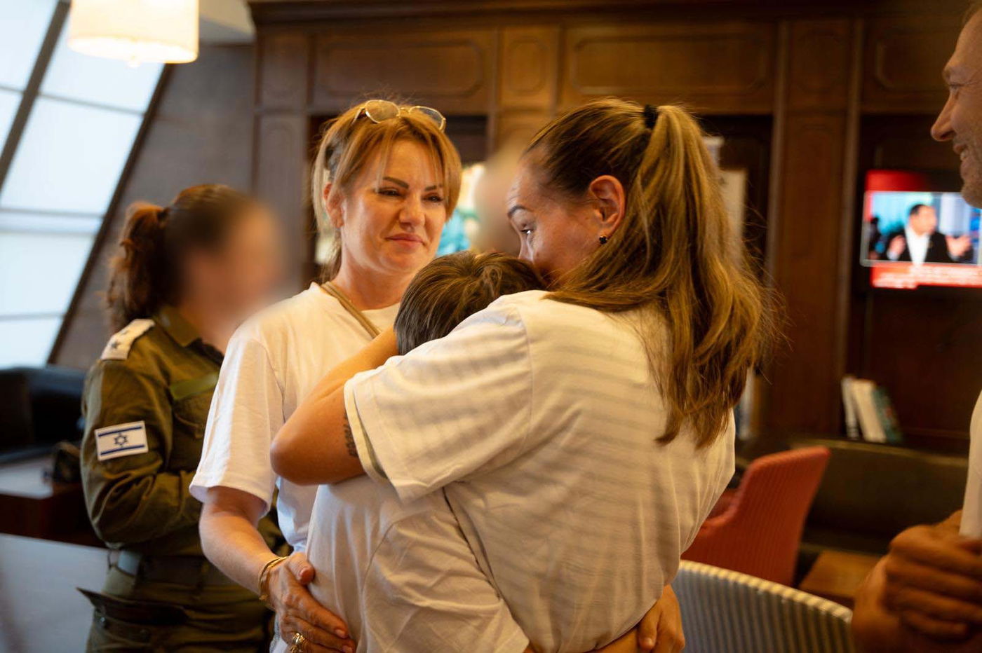 משפחת הרקין משיחתם הראשונה עם מקסים