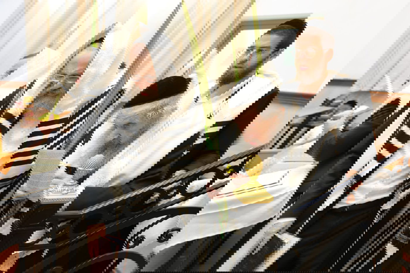 הושענא רבה אצל הגר"ד לנדו