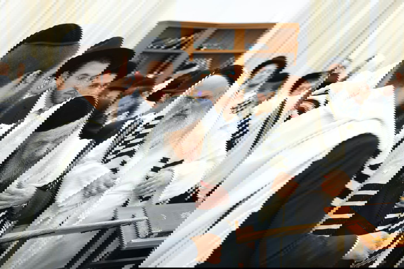 הושענא רבה אצל הגר"ד לנדו