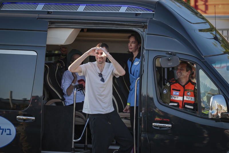 בהגעה לבית החולים בלינסון