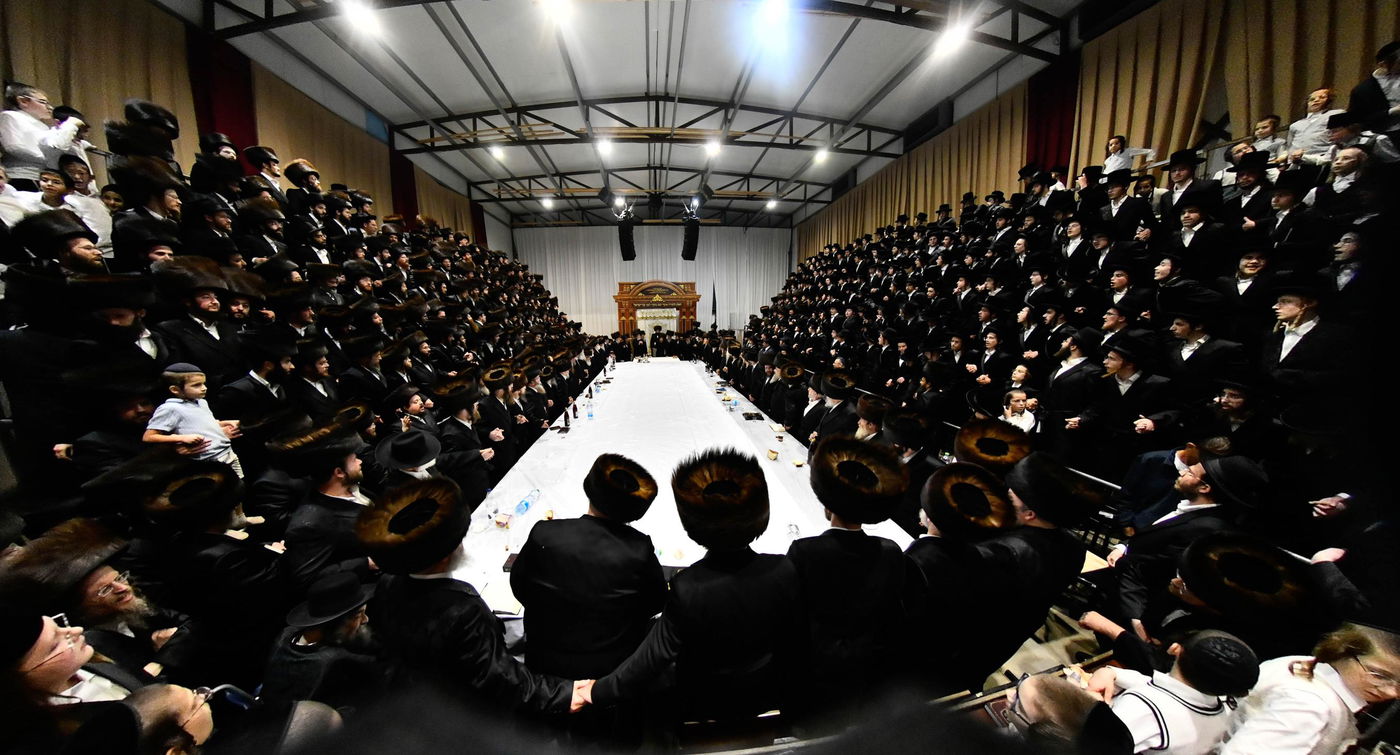 נעילת החג שמחת תורה בחצה"ק סאדיגורה