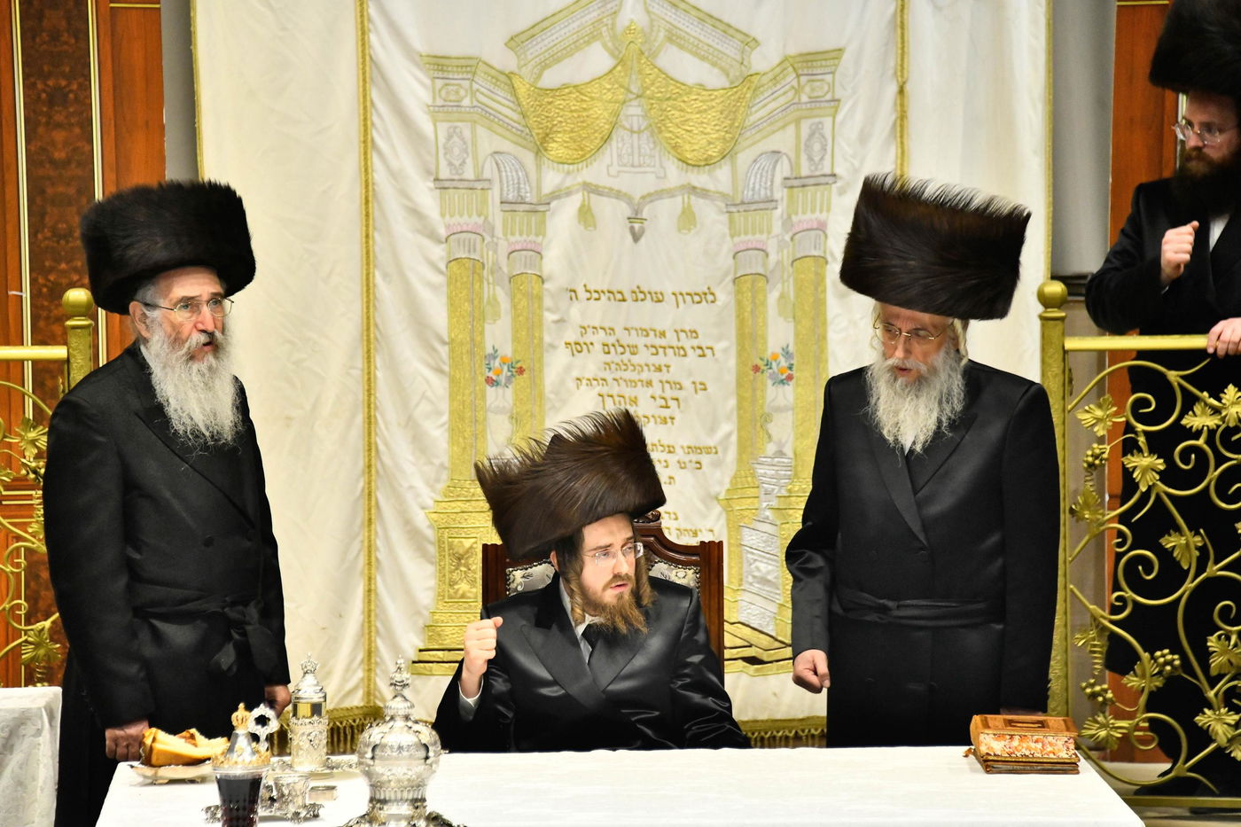 נעילת החג שמחת תורה בחצה"ק סאדיגורה