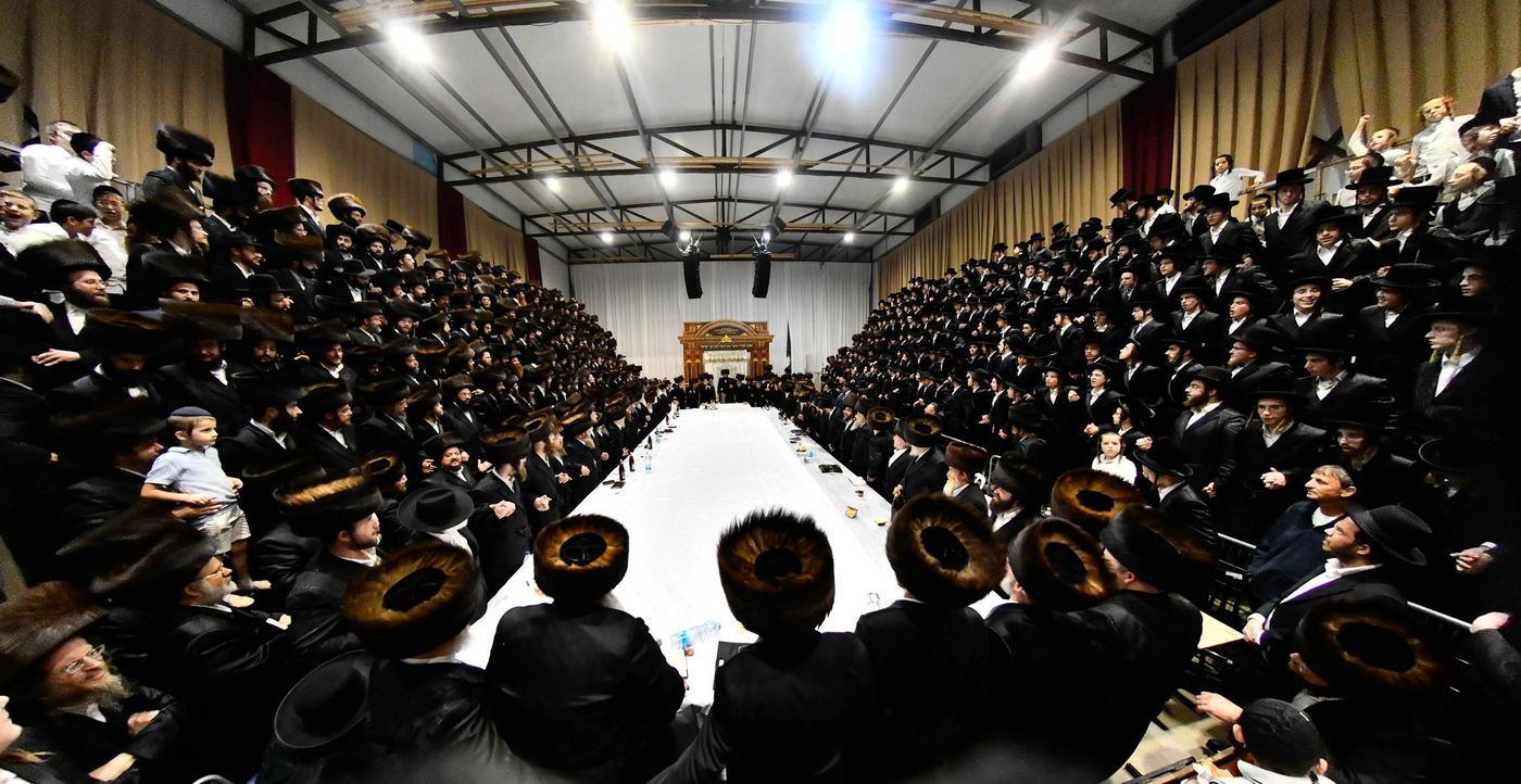 נעילת החג שמחת תורה בחצה"ק סאדיגורה