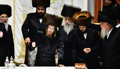 נעילת החג שמחת תורה בחצה"ק סאדיגורה