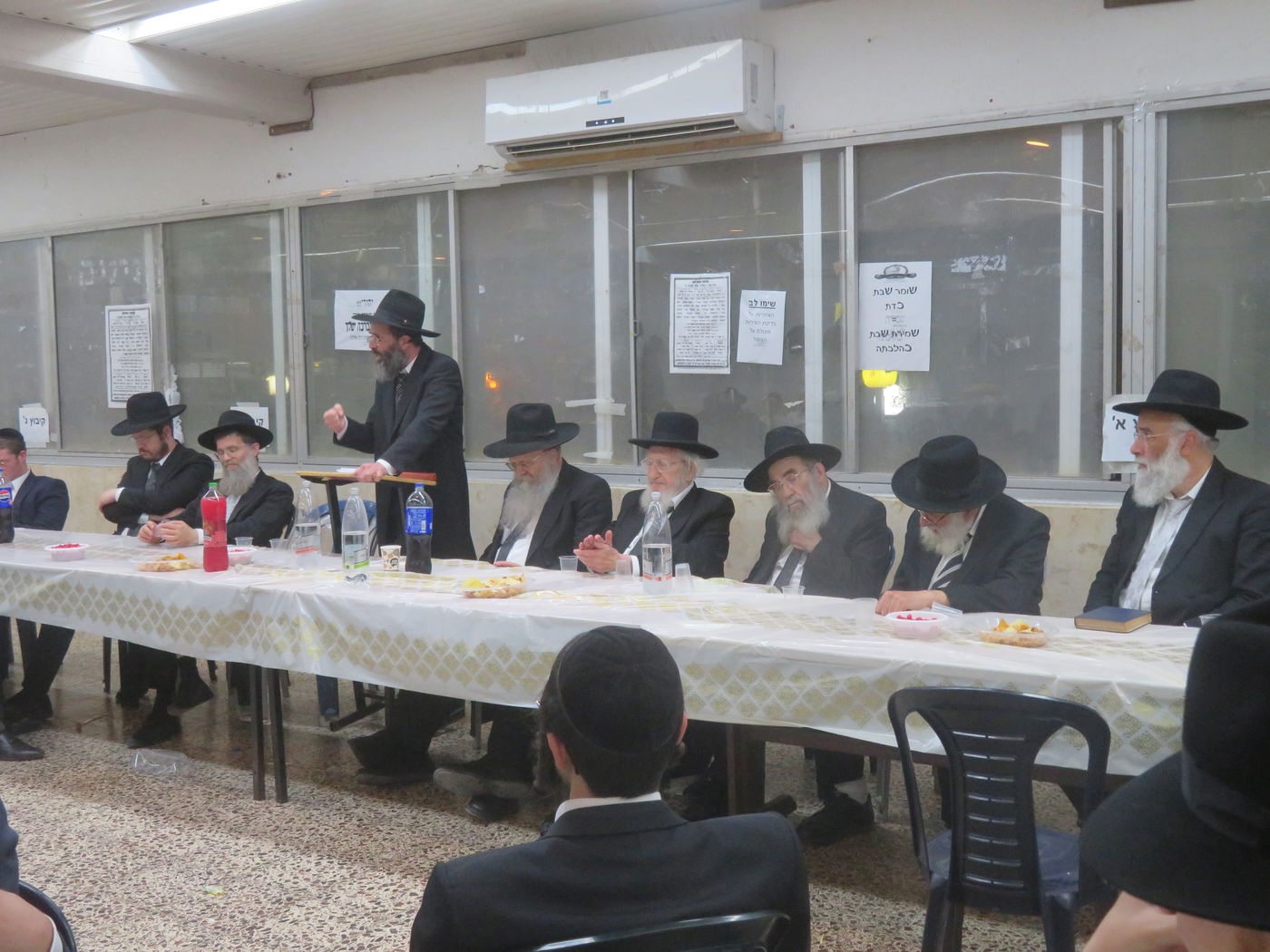 חג הסוכות אצל הגר"א לוי 