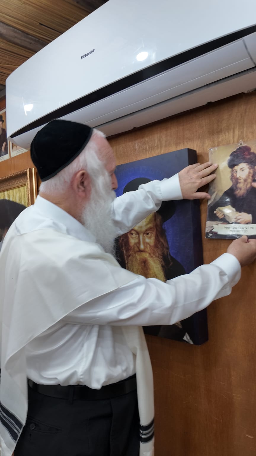 ירח האיתנים אצל הגרי"ד גרוסמן