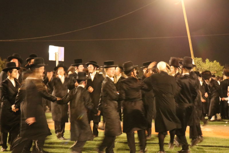 שמחת בית השואבה מול כלא 10 