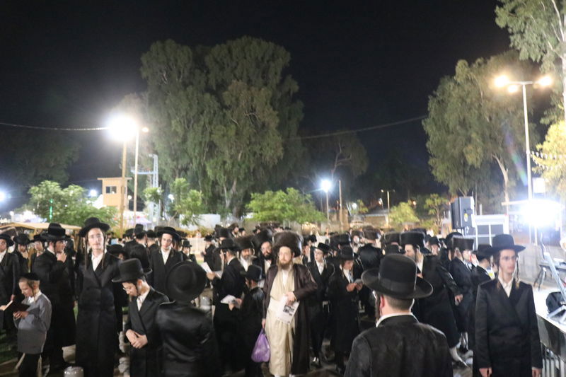 שמחת בית השואבה מול כלא 10 