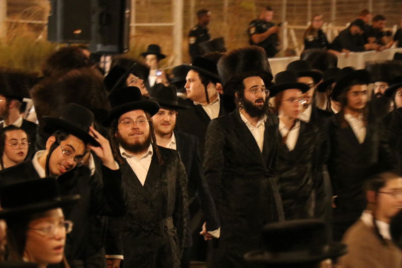 שמחת בית השואבה מול כלא 10 