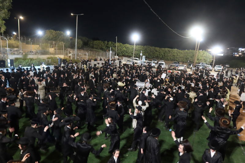 שמחת בית השואבה מול כלא 10 