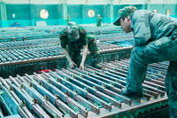 מפעל לייצור מתכות נדירות במחוז ג'יאנגסי, מרכז סין