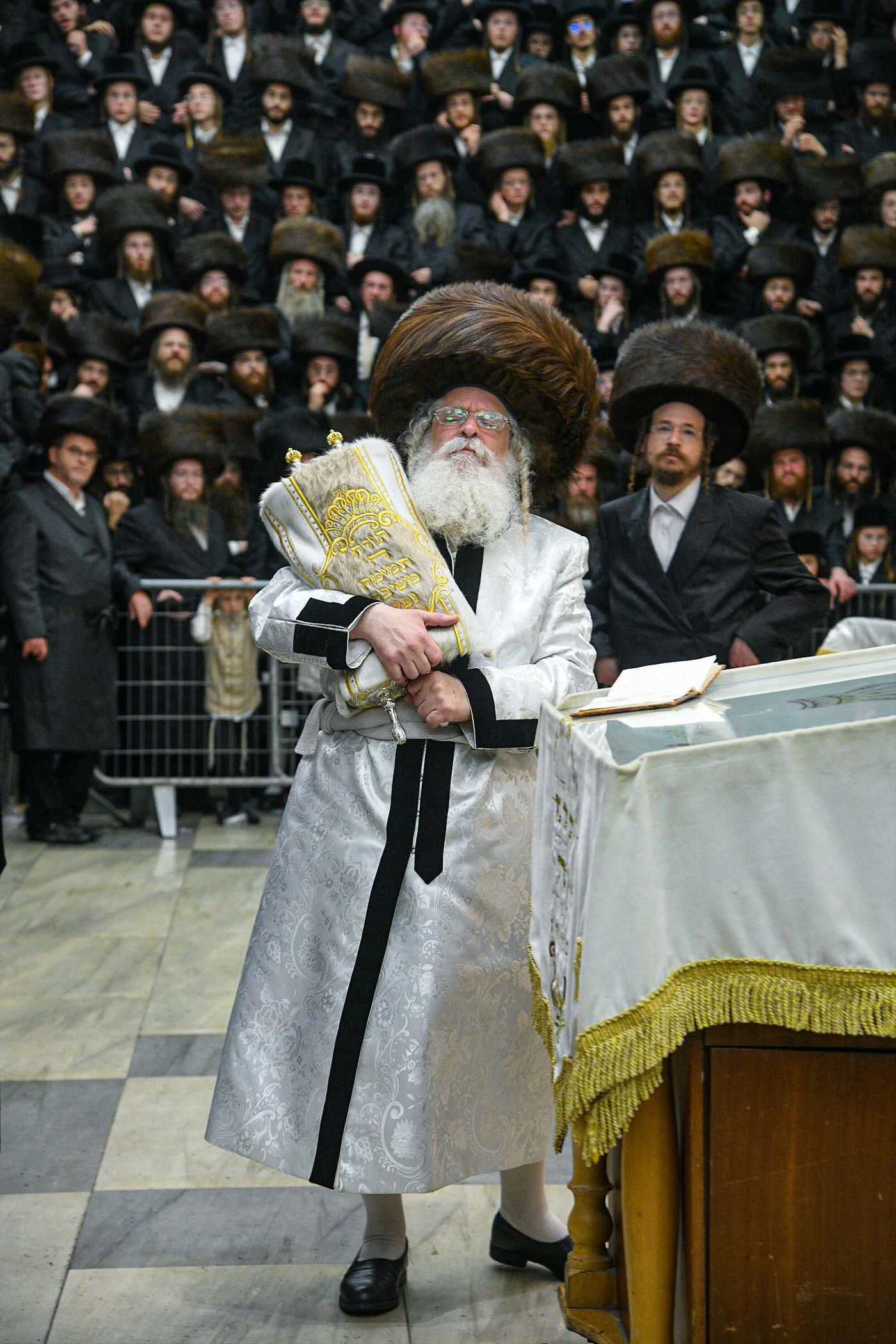 סווכת - הושענא רבה - שמחת תורה, בחצה"ק נדבורנה ירושלים