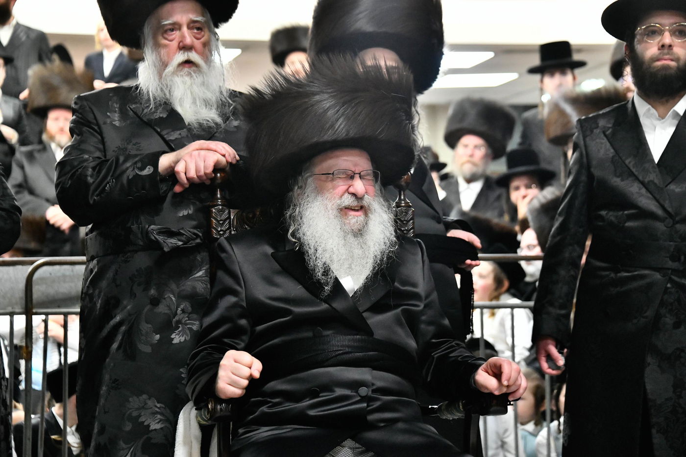 הקפות שניות בחצה"ק נדבורנה