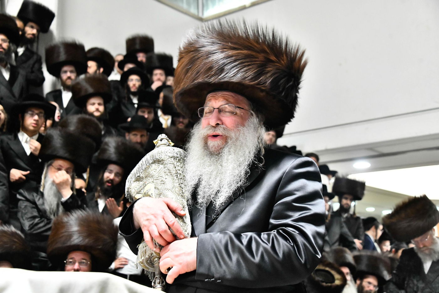 הקפות שניות בחצה"ק נדבורנה