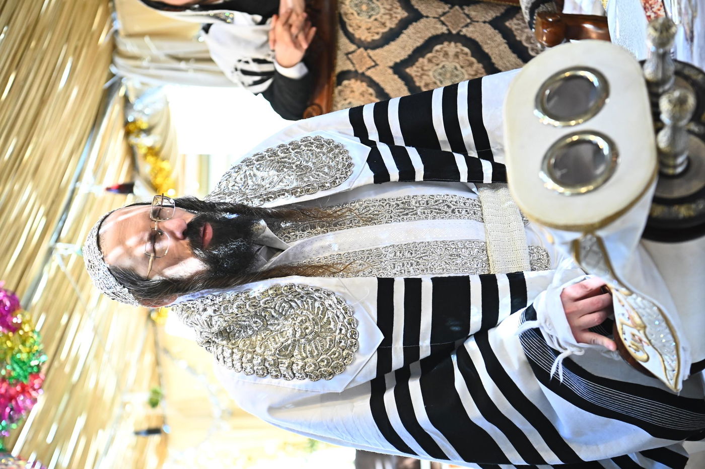 הושענא רבה ושמחת תורה בחצה"ק מעז'בוז