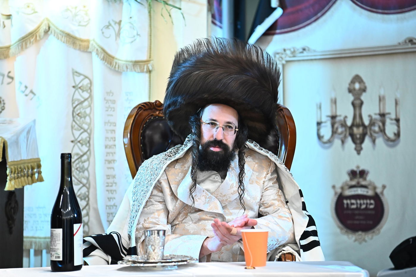 הושענא רבה ושמחת תורה בחצה"ק מעז'בוז