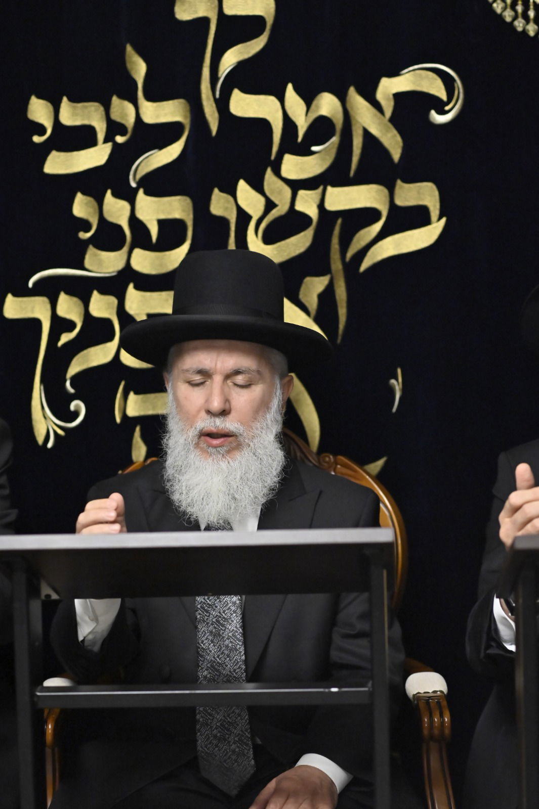 הקפות שניות בישיבת 'אבני נזר'