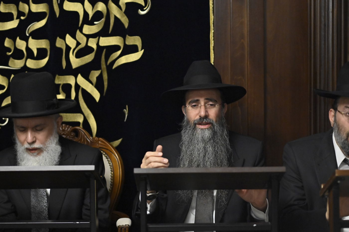 הקפות שניות בישיבת 'אבני נזר'