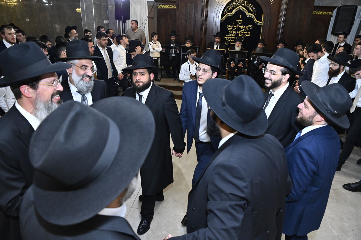 הקפות שניות בישיבת 'אבני נזר'