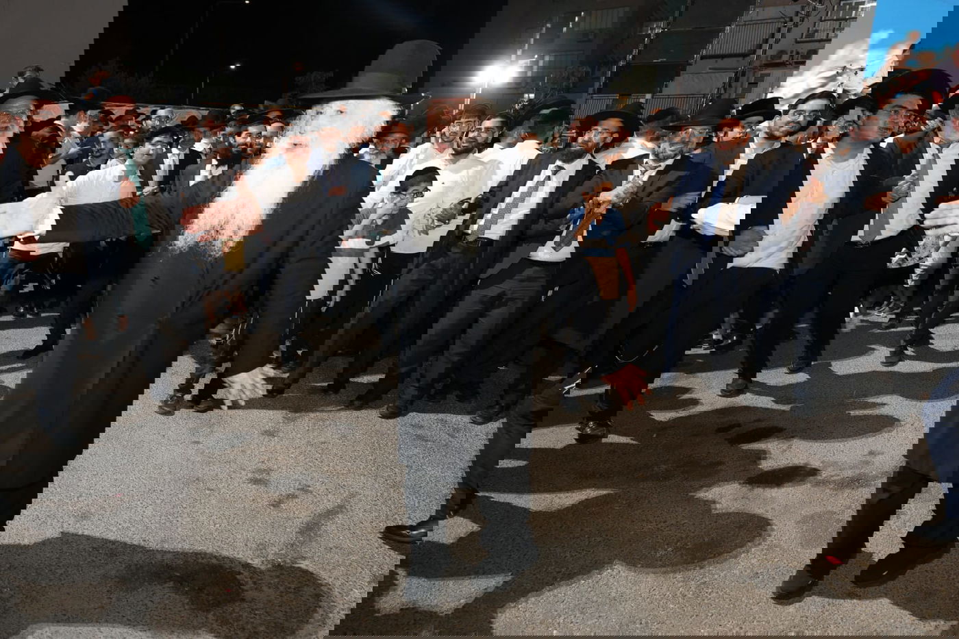 חג הסוכות אצל האדמו"ר רבי דוד חנניה פינטו 