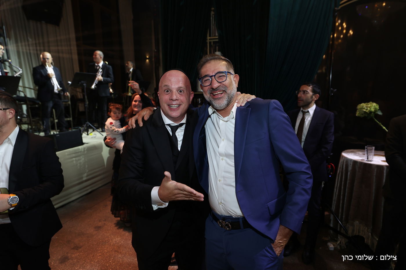 חתונת ביתו של מנחם טוקר