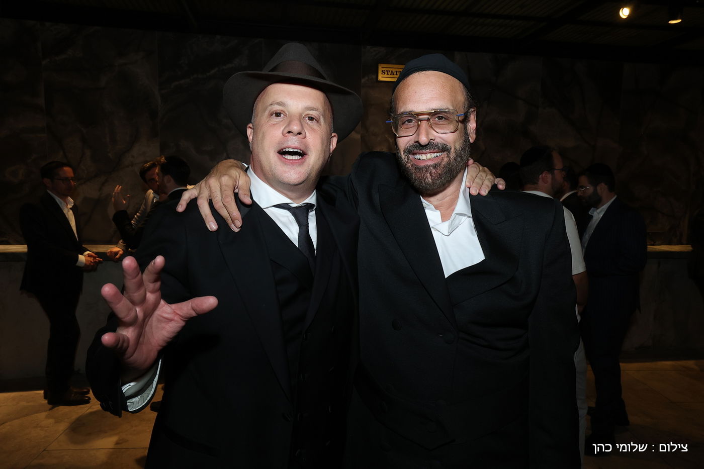 חתונת ביתו של מנחם טוקר