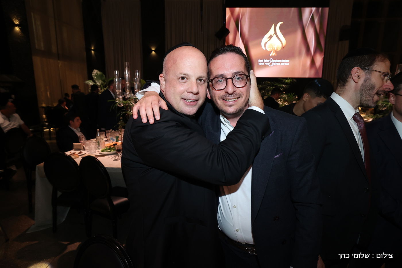 חתונת ביתו של מנחם טוקר