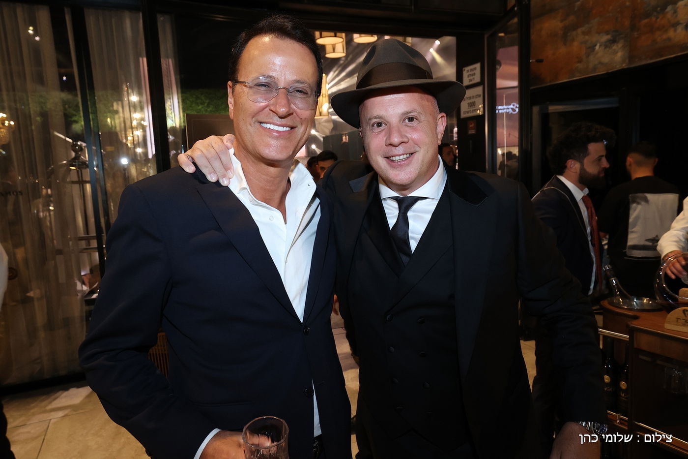 חתונת ביתו של מנחם טוקר