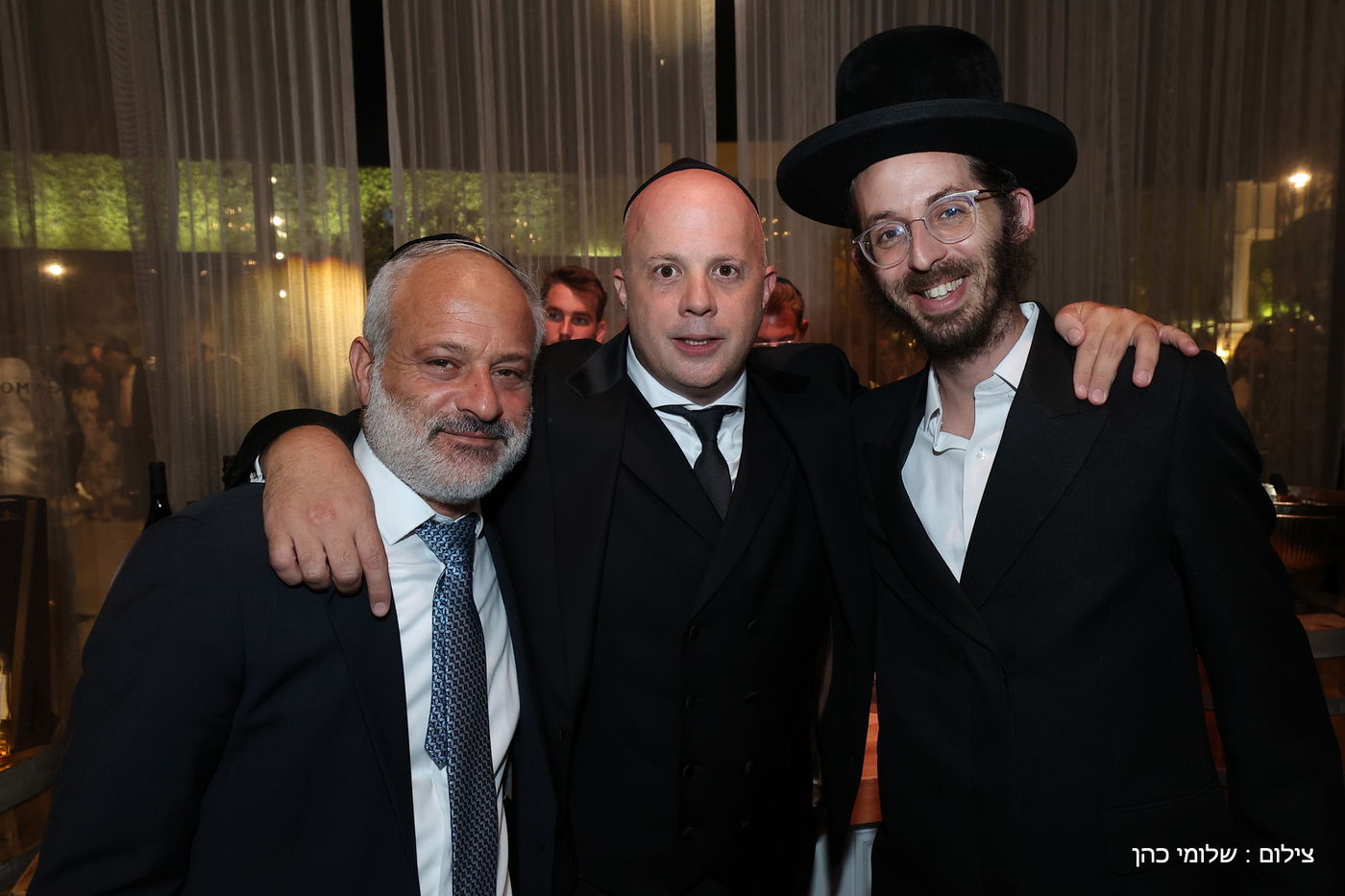 חתונת ביתו של מנחם טוקר