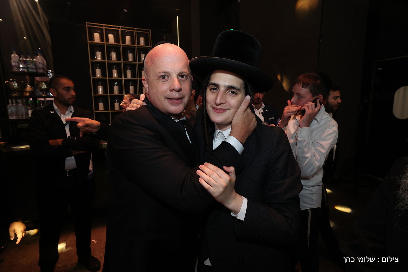 חתונת ביתו של מנחם טוקר