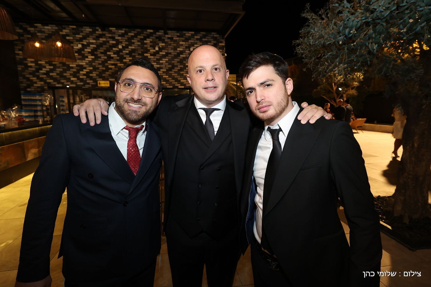 חתונת ביתו של מנחם טוקר