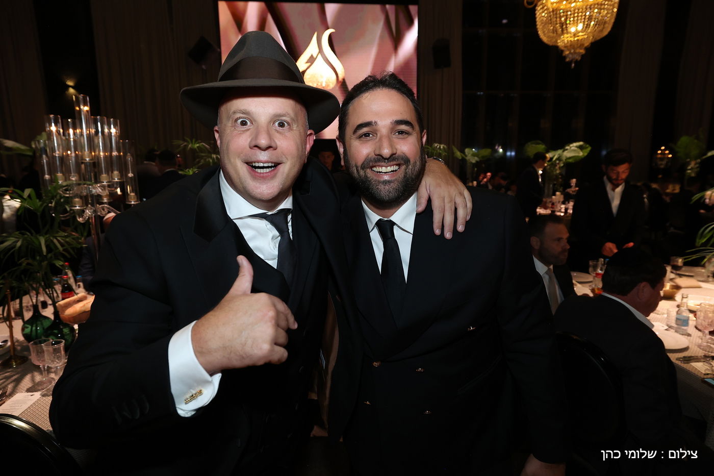 חתונת ביתו של מנחם טוקר