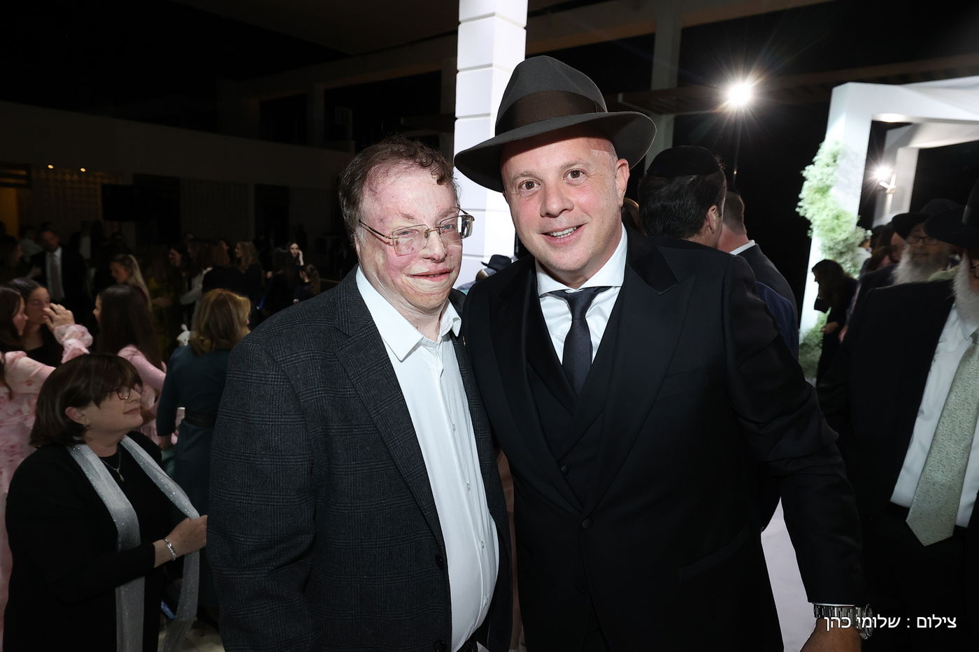 חתונת ביתו של מנחם טוקר