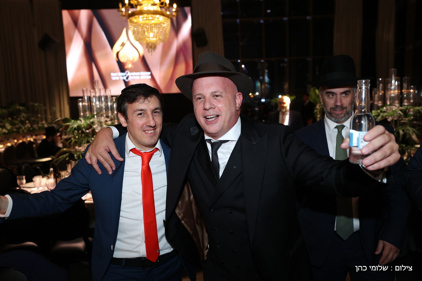 חתונת ביתו של מנחם טוקר