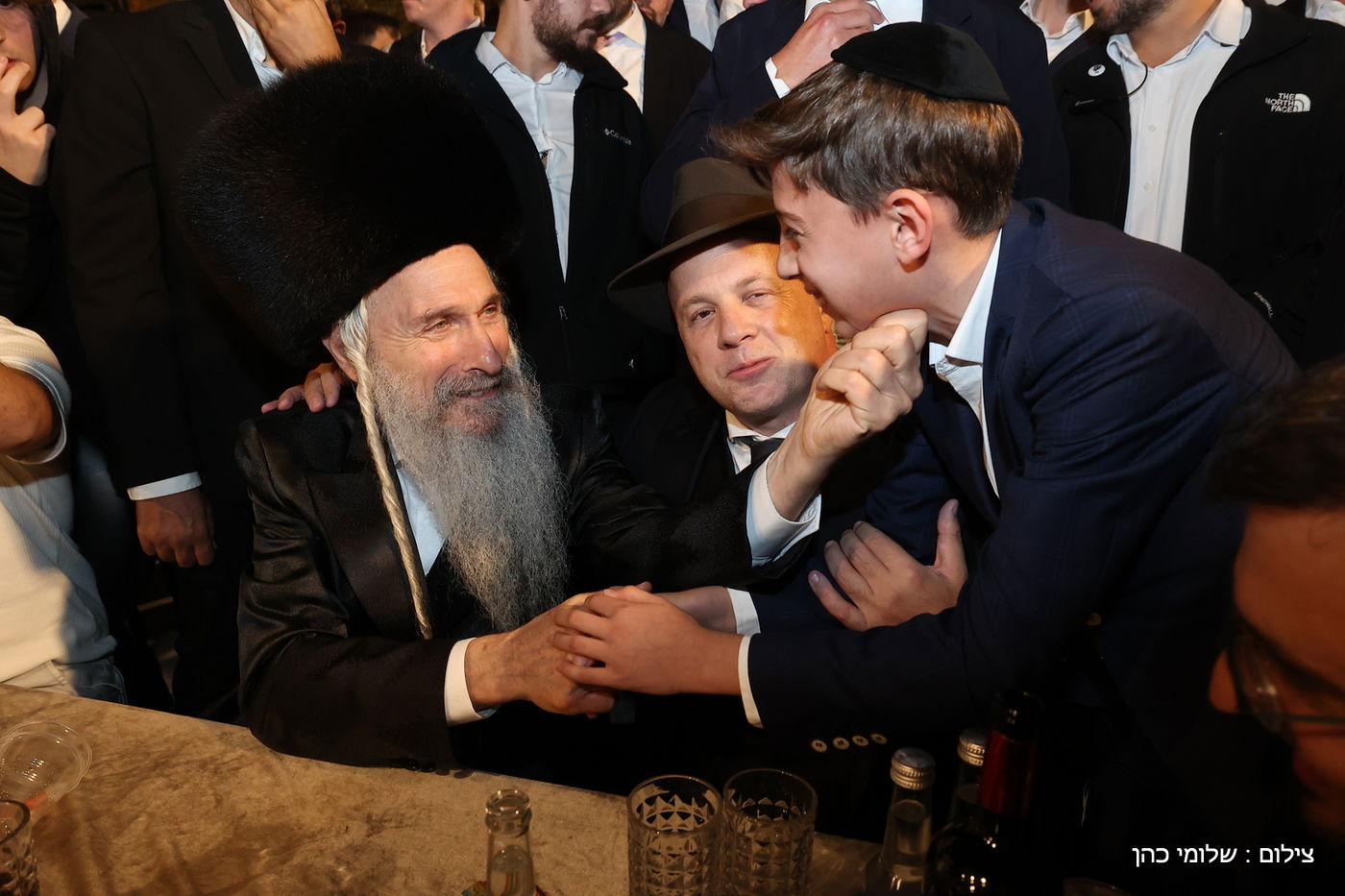 חתונת ביתו של מנחם טוקר