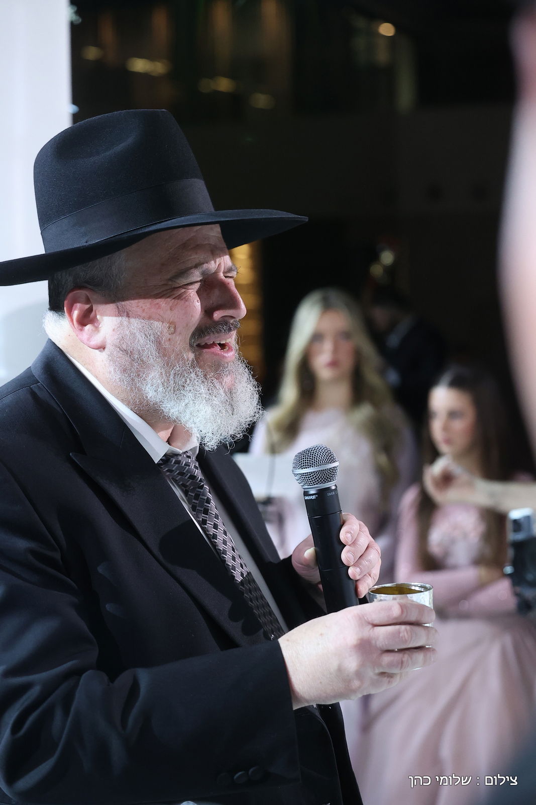 חתונת ביתו של מנחם טוקר