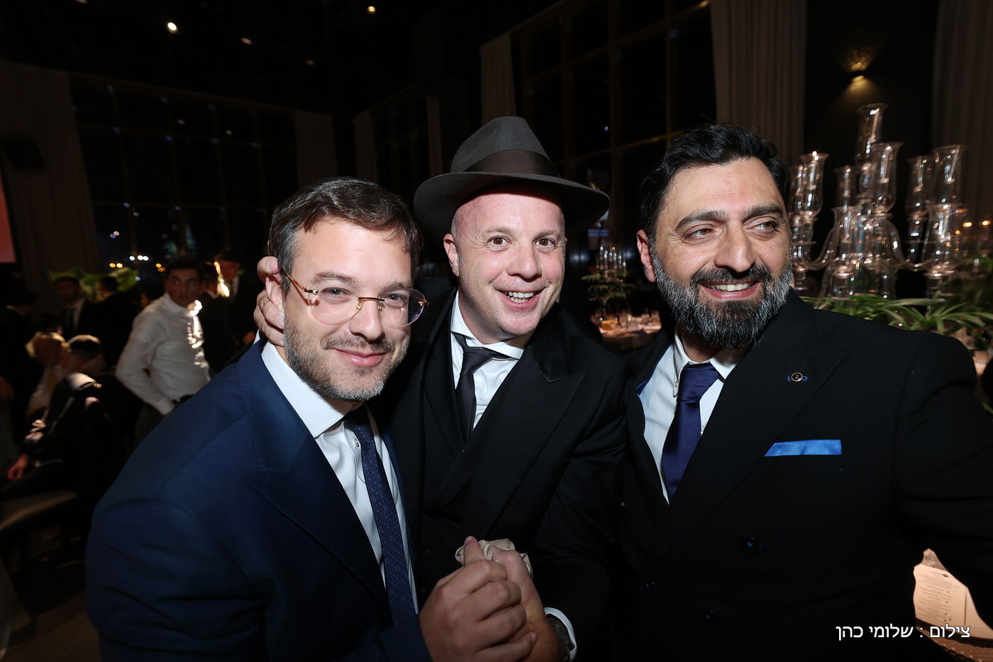 חתונת ביתו של מנחם טוקר