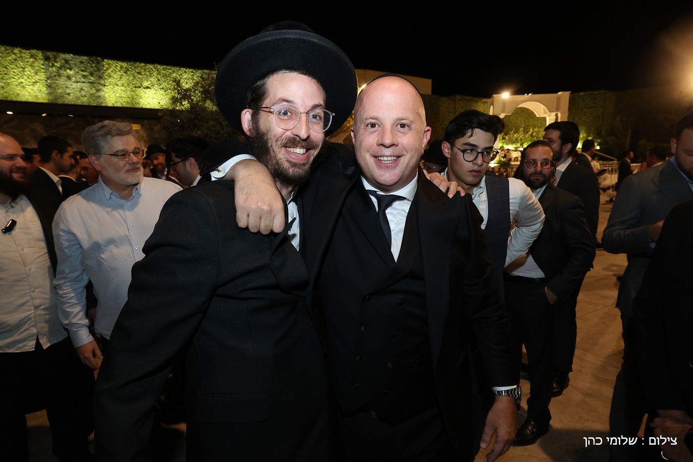 חתונת ביתו של מנחם טוקר