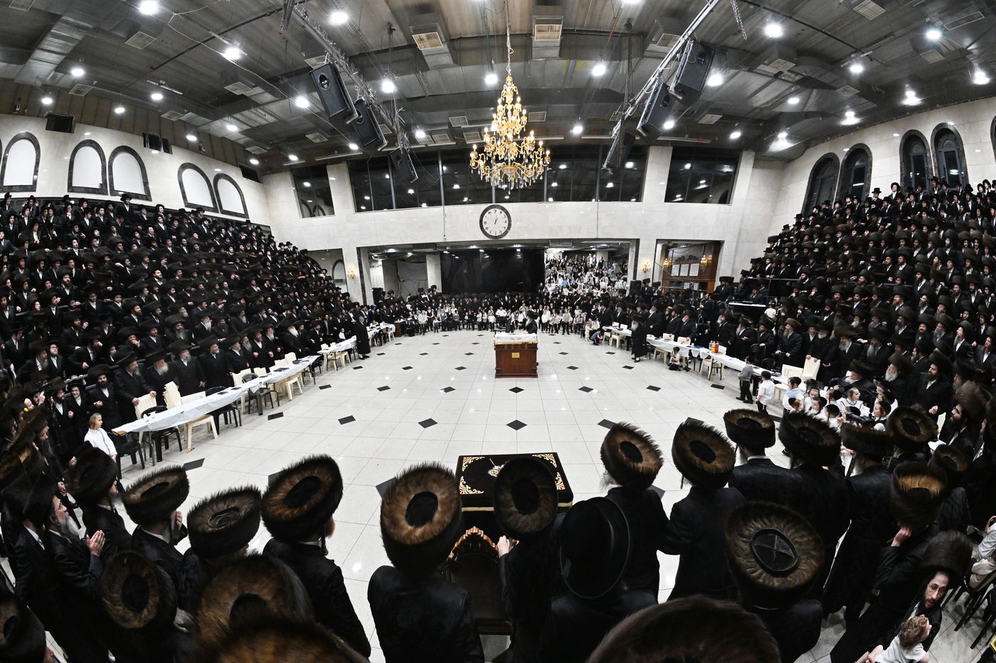 הקפות שניות בחצה"ק דארג