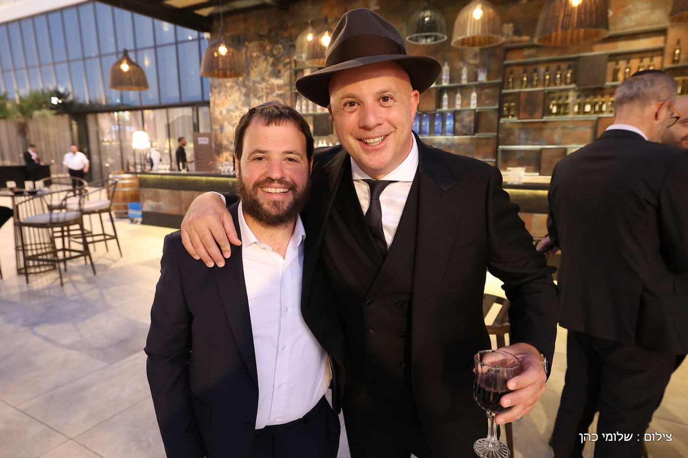 חתונת ביתו של מנחם טוקר